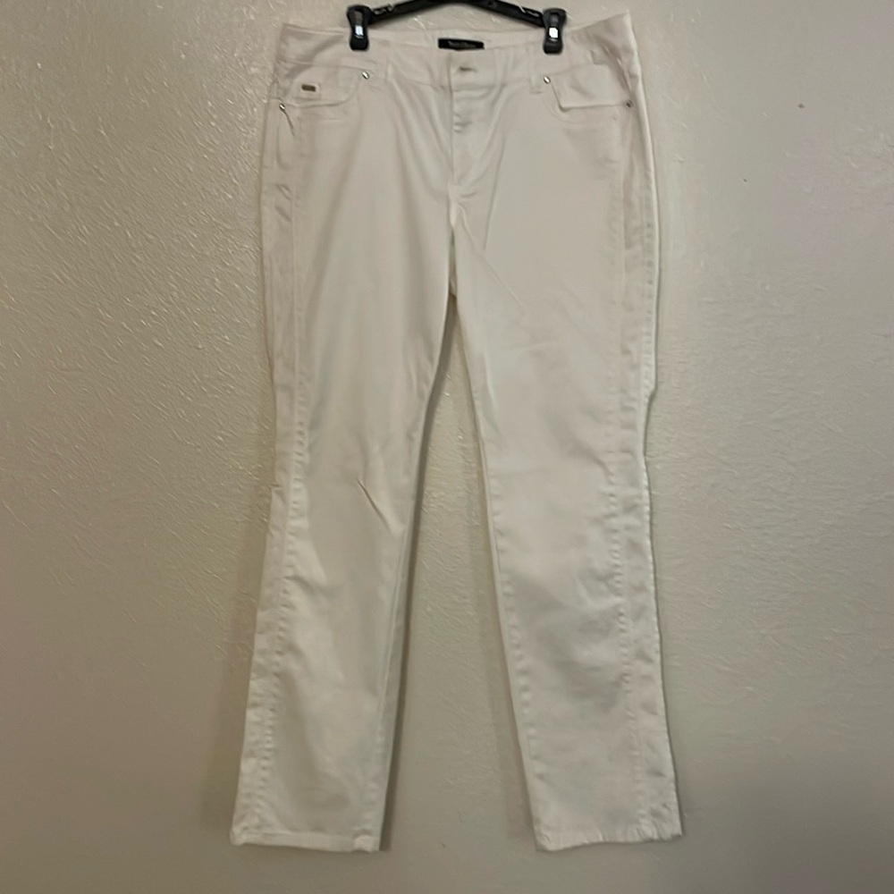 White House Black Market Blanc Jeans size 10R